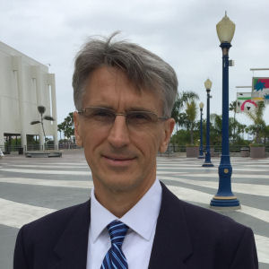 Steve Eszeki Sales Engineer